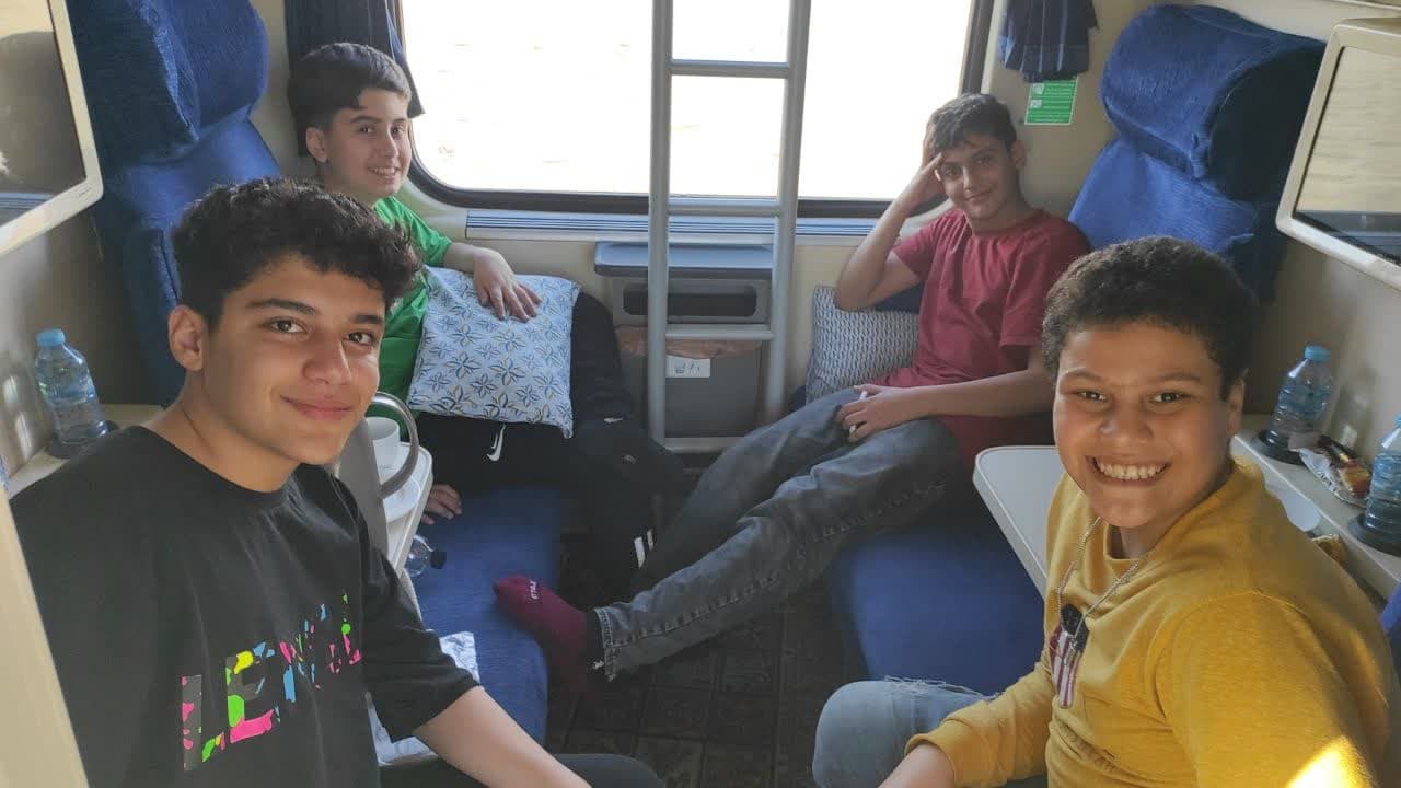 دبیرستان غیر دولتی گلبانگ (دوره اول)