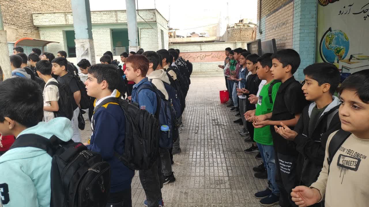 دبیرستان غیر دولتی گلبانگ (دوره اول)